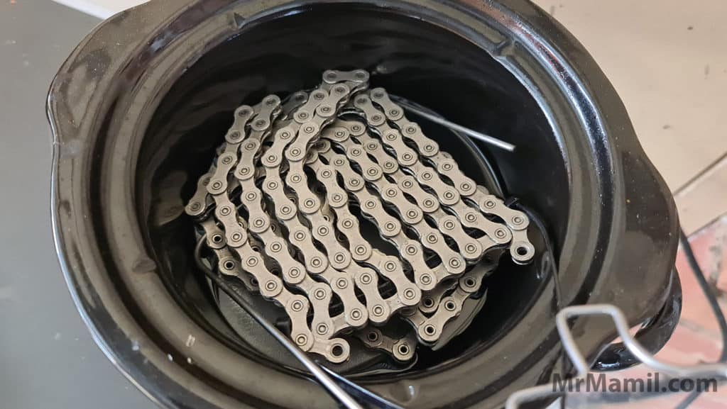 A Bike Chain in the Slow Cooker Pot