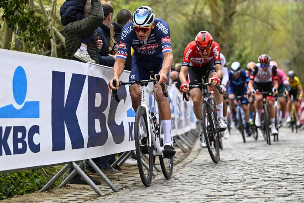 Mathieu van der Poel wins 2022 Tour of Flanders