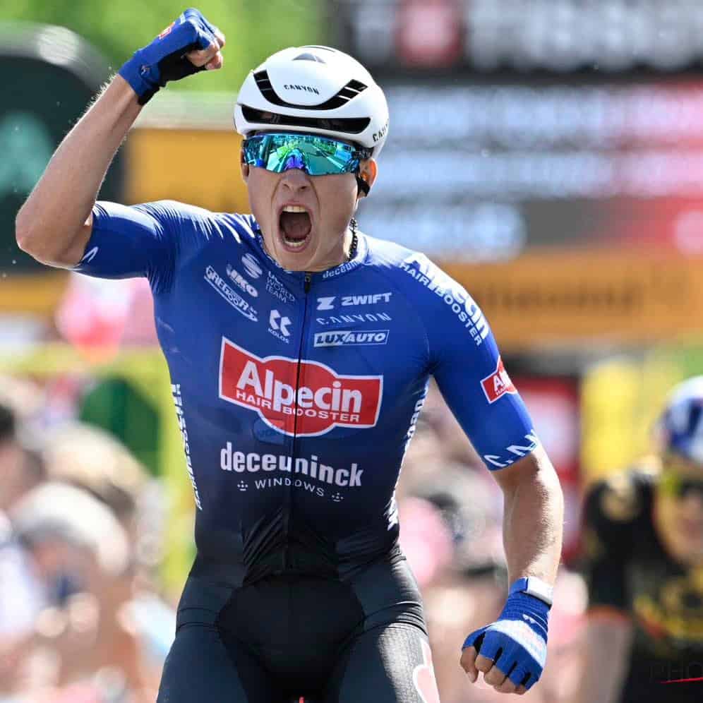 2023 Tour de France Jasper Philipsen Oakley Kato Sunglasses