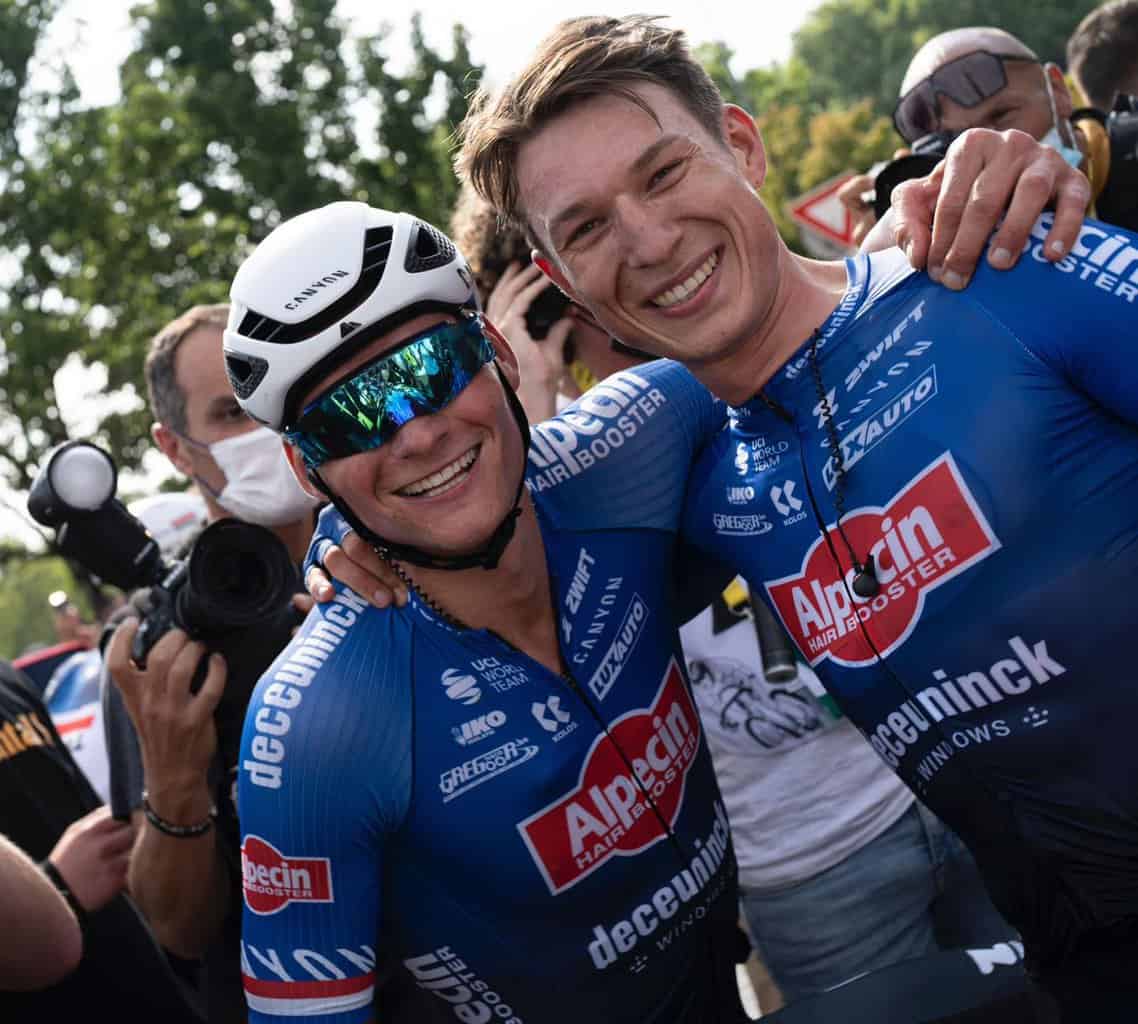 2023 Tour de France Mathieu van der Poel Oakley Kato Sunglasses